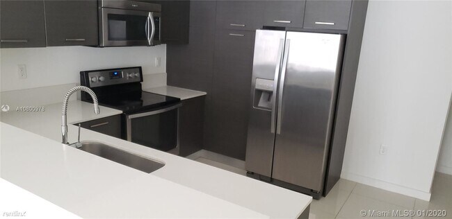 3508 NW 13th St-Unit -# 3508 in Lauderhill, FL - Building Photo - Building Photo