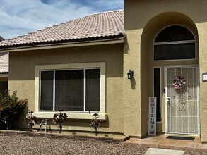 1420 E Countrywalk Ln in Chandler, AZ - Building Photo - Building Photo