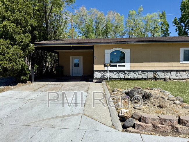 property at 335 Denslowe Dr