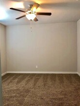 1003 Sierra Vista Ct in Midlothian, TX - Foto de edificio - Building Photo