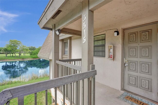3515 NW 94th Ave in Sunrise, FL - Building Photo - Building Photo