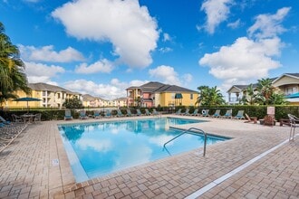 Legacy at Hibiscus Park in Melbourne, FL - Foto de edificio - Building Photo