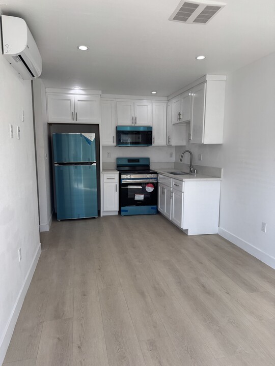 6627 Kraft Ave, Unit 6627.75 in North Hollywood, CA - Building Photo