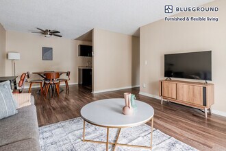 788 Edgewater Blvd in Foster City, CA - Foto de edificio - Building Photo