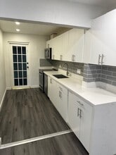 218 E 18th St in Hialeah, FL - Building Photo - Building Photo