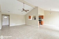 7555 Lincoln Village Dr in San Antonio, TX - Building Photo - Building Photo