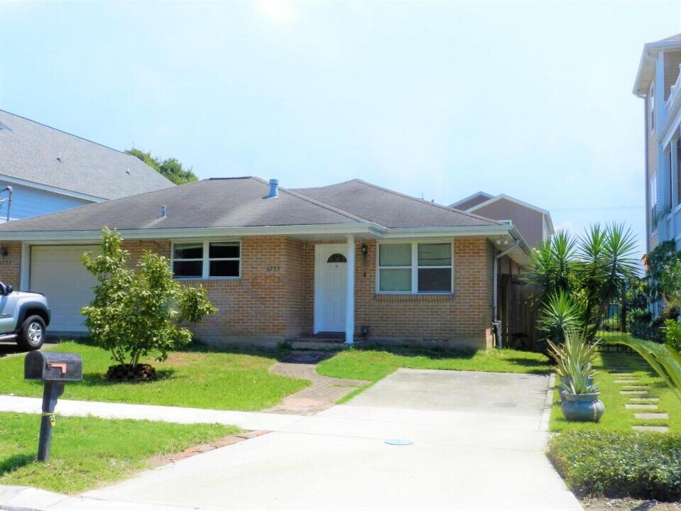 6755-6757 Avenue A in New Orleans, LA - Building Photo