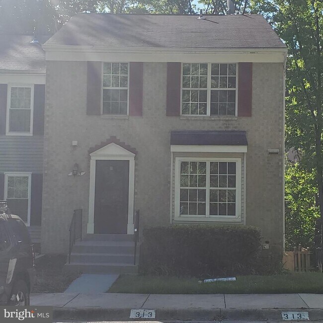 18915 Red Robin Terrace in Germantown, MD - Building Photo - Building Photo