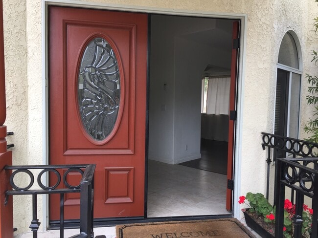 property at 1815 Morgan Ln