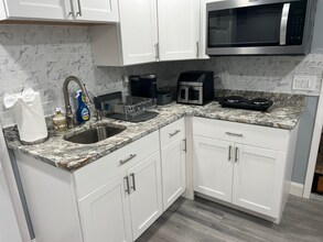 11334 74th Ave in Seminole, FL - Building Photo - Building Photo