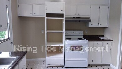 613 Tree Haven Dr in Birmingham, AL - Building Photo - Building Photo