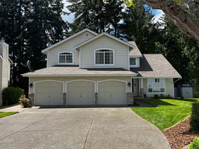 11667 Vantage Vista Pl in Silverdale, WA - Building Photo - Building Photo