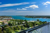 Building Photo - Jeffersonian Houze Apartments in Detroit, Michigan