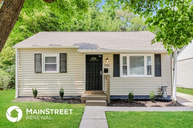 property at 908 Loretto Ave