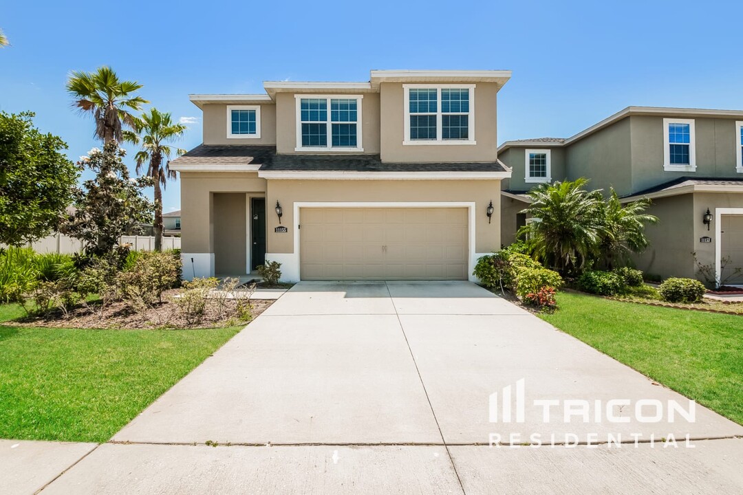 11155 Abaco Island Ave in Riverview, FL - Building Photo