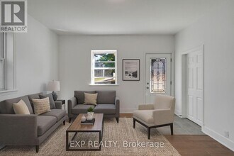269 Moffat St in Orillia, ON - Building Photo - Building Photo