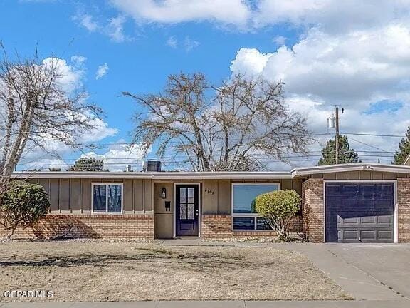 property at 2701 Penwood Dr