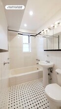 401 W 56th St in New York, NY - Building Photo - Building Photo