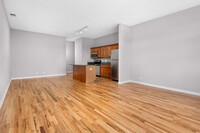 2010 W Pierce Apartments in Chicago, IL - Building Photo - Interior Photo