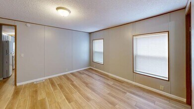 147 American Ave in Bismarck, ND - Building Photo - Building Photo