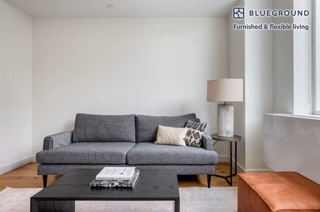 180 Broome St-Unit -FL6-ID1379 in New York, NY - Building Photo - Building Photo