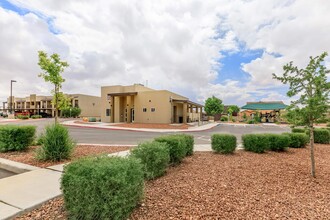 Villas at Sandstone in El Paso, TX - Building Photo - Building Photo