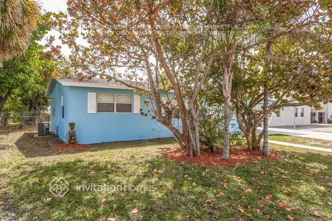 926 Northern Dr in West Palm Beach, FL - Building Photo - Building Photo