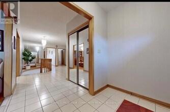 137 Findhorn Crescent in Vaughan, ON - Building Photo - Building Photo
