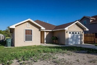 808 E Gutierrez St in Del Rio, TX - Building Photo - Building Photo