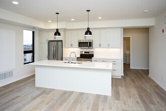 The Uptown Apartments in Waconia, MN - Foto de edificio - Interior Photo