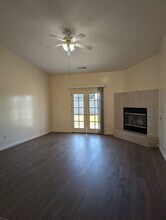 235 Sunny Meadow Dr in Bakersfield, CA - Building Photo - Building Photo