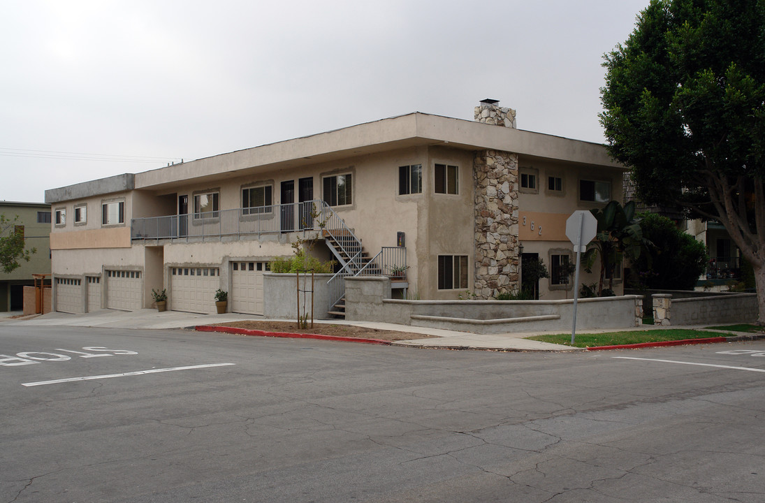 362 Virginia St in El Segundo, CA - Building Photo