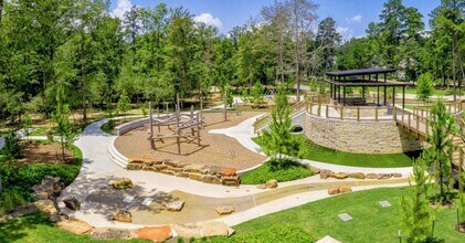 440 Flowering Lotus Ct in Willis, TX - Foto de edificio - Building Photo