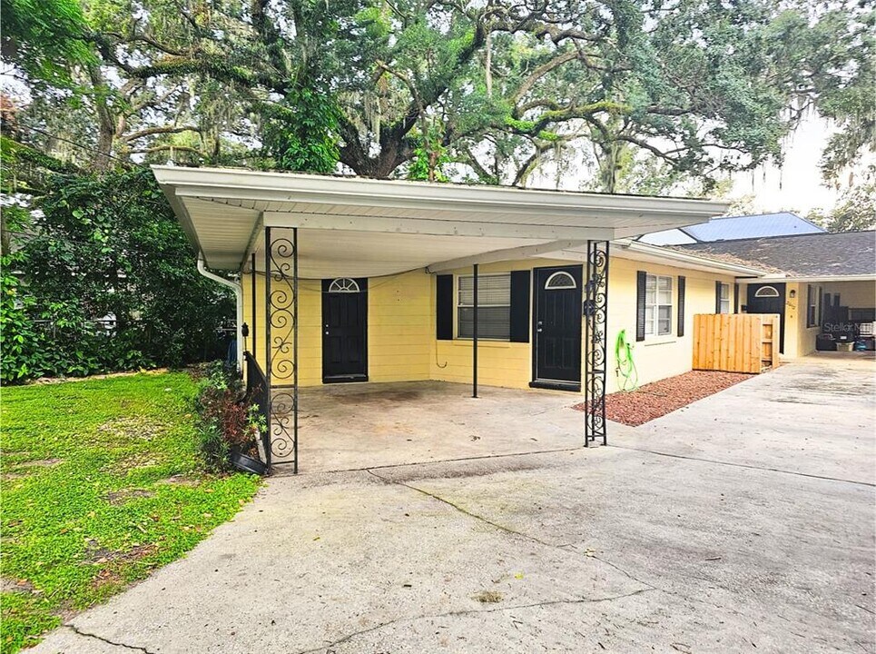 2010 Amherst Ave in Orlando, FL - Building Photo