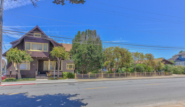 270 Central Ave in Pacific Grove, CA - Building Photo - Building Photo