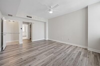 3330 NE 190th St, Unit 2010 in Aventura, FL - Building Photo - Building Photo