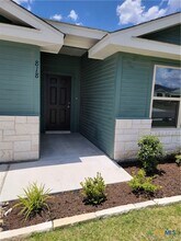818 Freedom Cir in Nolanville, TX - Building Photo - Building Photo