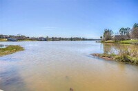 232 Waters Edge photo'