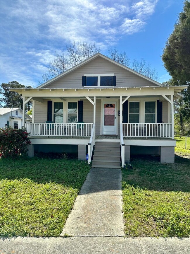 303 North Ave in New Bern, NC - Building Photo - Building Photo