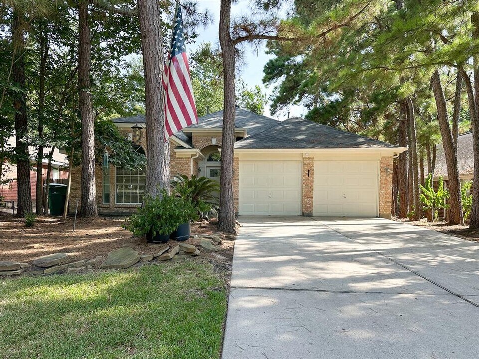 311 N Rush Haven Cir in Spring, TX - Building Photo