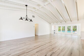 120 Miramar Way in West Palm Beach, FL - Building Photo - Building Photo
