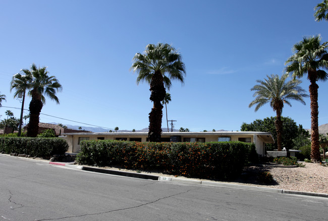 73219 Shadow Mountain Dr in Palm Desert, CA - Foto de edificio - Building Photo