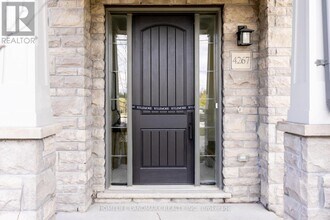 4267 Major Mackenzie Dr E in Markham, ON - Building Photo - Building Photo