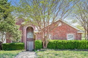 1134 Starling Cir in Midlothian, TX - Building Photo