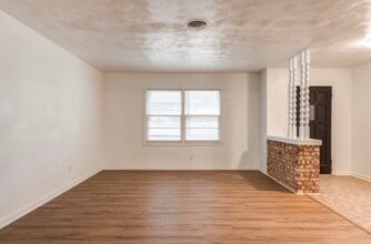 1506 E 2nd St in Lubbock, TX - Building Photo - Building Photo