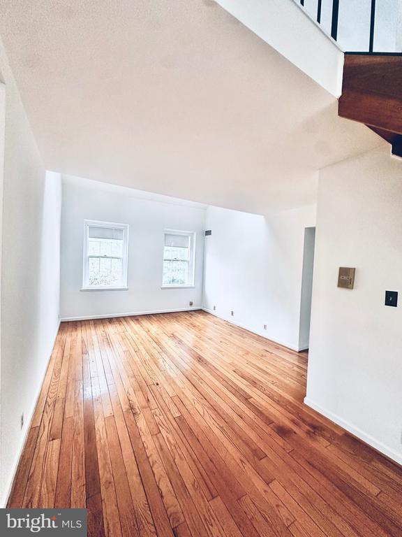 3711 39th St NW in Washington, DC - Building Photo - Building Photo