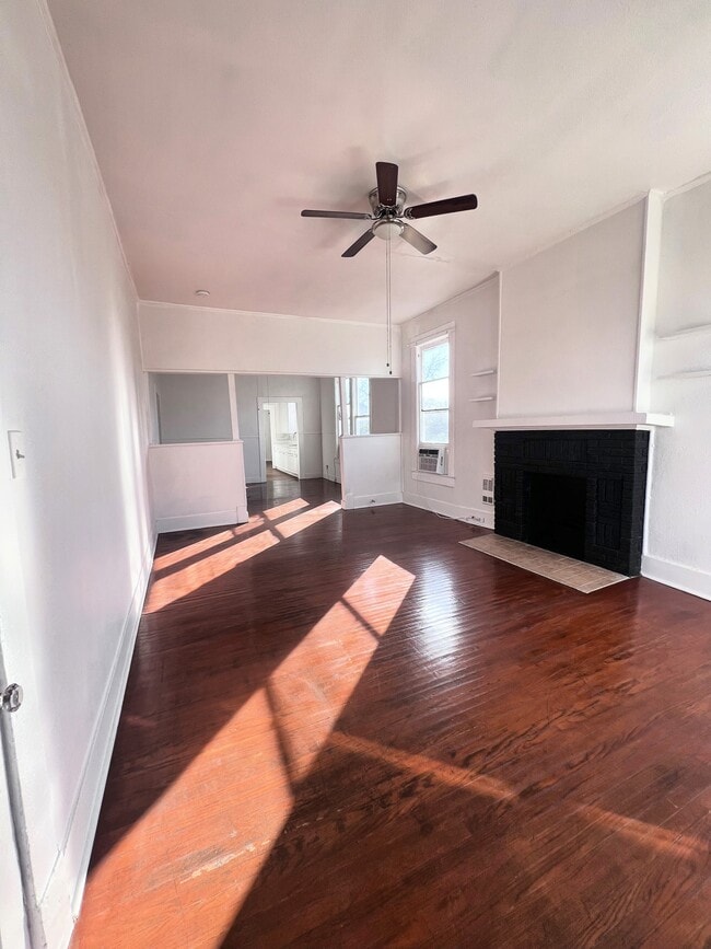 420 W Magnolia Ave, Unit 4 in San Antonio, TX - Building Photo - Building Photo