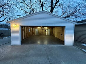 519 S Summit Ave, Unit 519 S Summit Ave #1 in Sioux Falls, SD - Building Photo - Building Photo