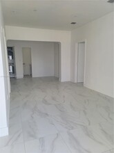 1975 NW 24th Ct in Miami, FL - Building Photo - Building Photo