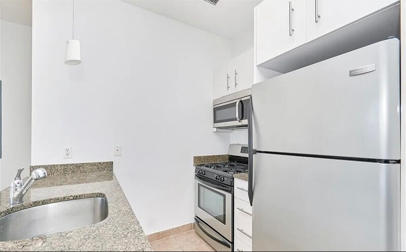 110 4th Ave in Brooklyn, NY - Building Photo